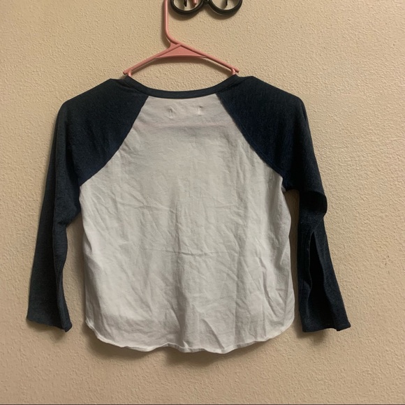 Cropped Hollister Quarter Sleeve Shirt - Picture 3 of 4